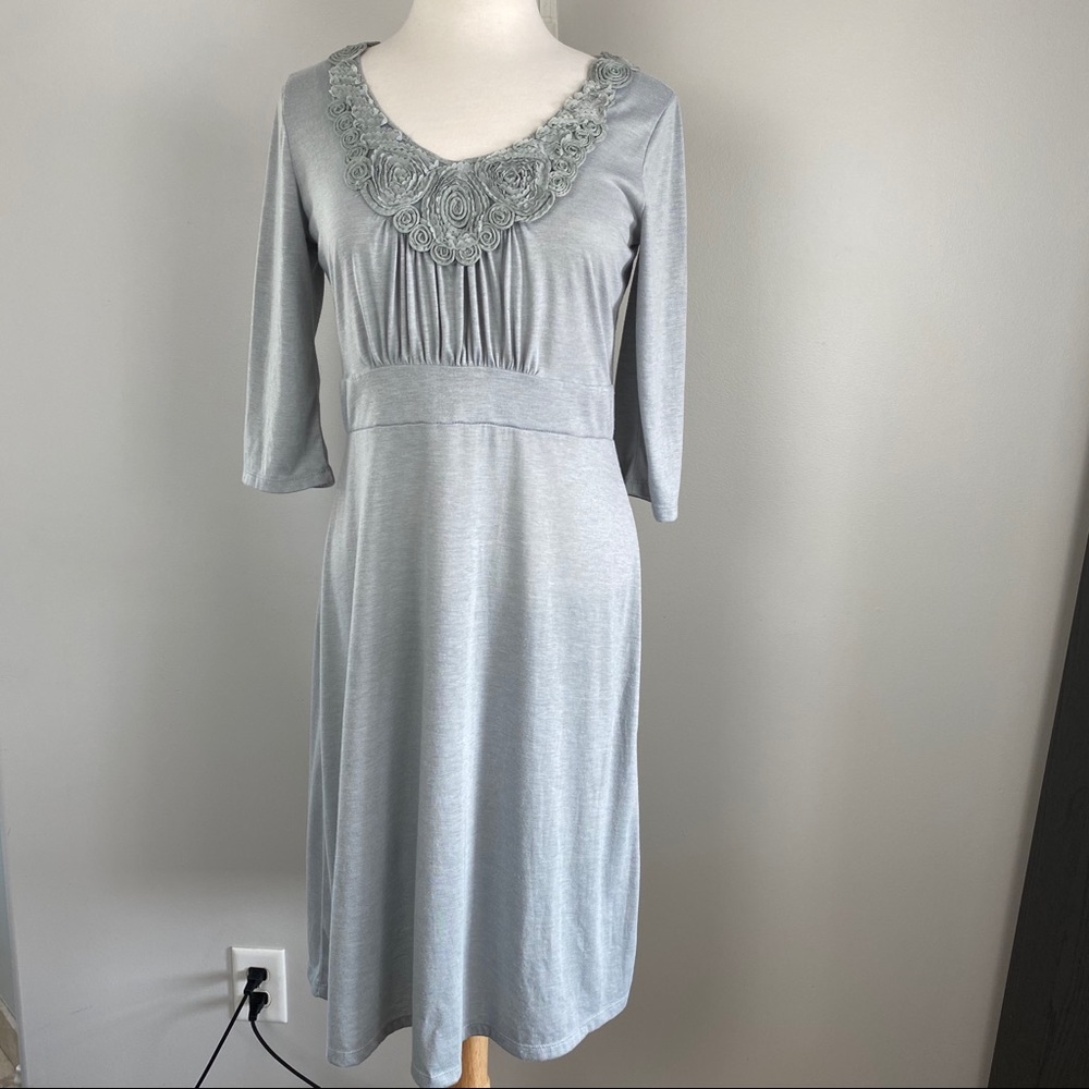 Bella bird grey dress size Size Large